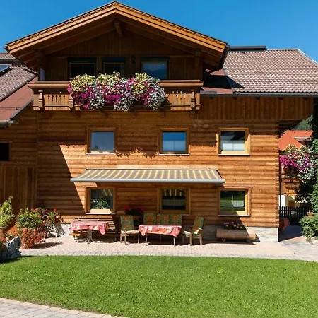 Almdorf Tirol