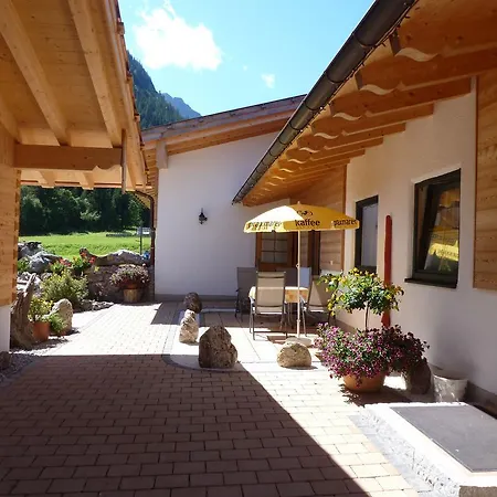 Almdorf Tirol