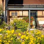 Almdorf Tirol ホリデーパーク ハルデンゼー