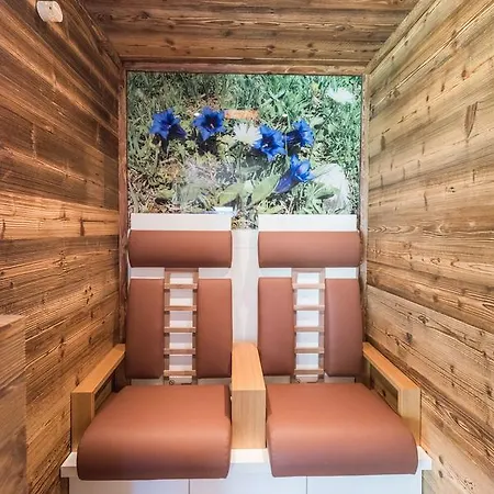 Kompleks wypoczynkowy Almdorf Tirol 3*