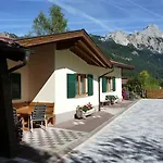 Almdorf Tirol 할덴시